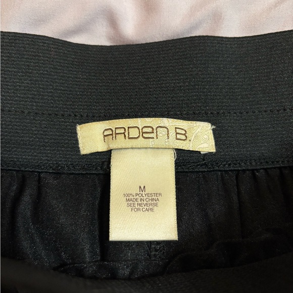 Arden B Black Fringe Pleated Mini Skirt Size M - Picture 3 of 6